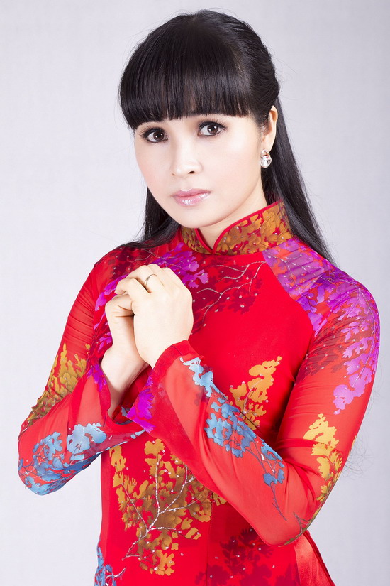 Ca sĩ Trang Nhung 