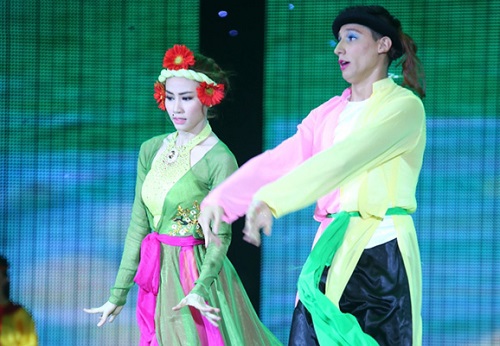 “Nàng Cám” Ngân Khánh xuất sắc đạt điểm tuyệt đối “Nàng Cám” Ngân Khánh xuất sắc đạt điểm tuyệt đối