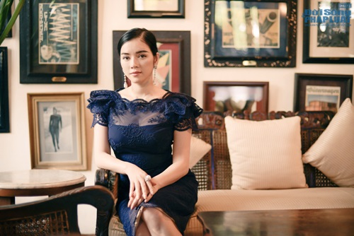 Lý Nhã Kỳ đẹp ưu tư, yêu kiều ở Indonesia