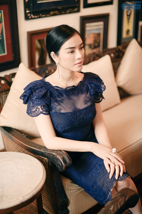 Lý Nhã Kỳ đẹp ưu tư, yêu kiều ở Indonesia