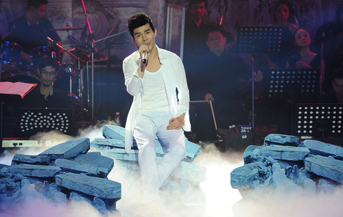 Mẹ Kasim Hoàng Vũ chửi Nathan Lee là 