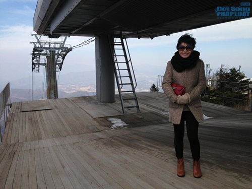 Phương Thanh sang Hàn Quốc cùng thí sinh Ngôi sao Việt