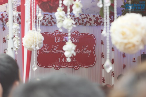 Khắc Việt, Duy Khánh bê tráp ăn hỏi cho Tuấn Hưng