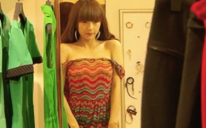 Vừa đi vừa khóc tập 15: Đông Dương lần đầu làm con gái Vừa đi vừa khóc tập 15: Đông Dương lần đầu làm con gái