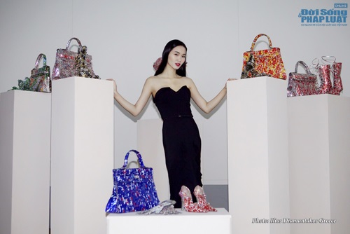 Tống Diệu Hằng dự triển lãm tưởng nhớ công nương Grace Kelly