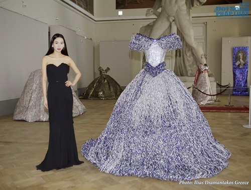 Tống Diệu Hằng dự triển lãm tưởng nhớ công nương Grace Kelly