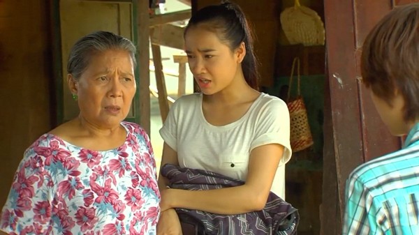 Vừa đi vừa khóc tập 21: Bà nội ép Đông Dương phải cưới Thêu