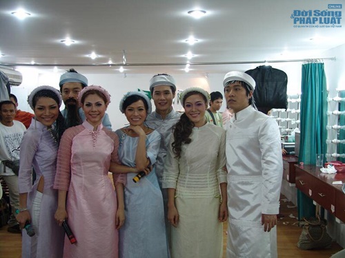 Hồng Ngọc về nước làm liveshow Dấu ấn