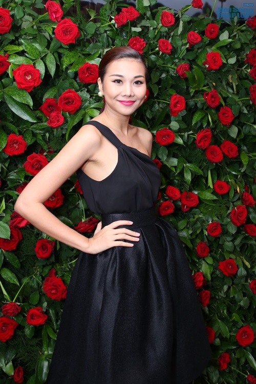 Sao Việt đẹp tuần qua: 