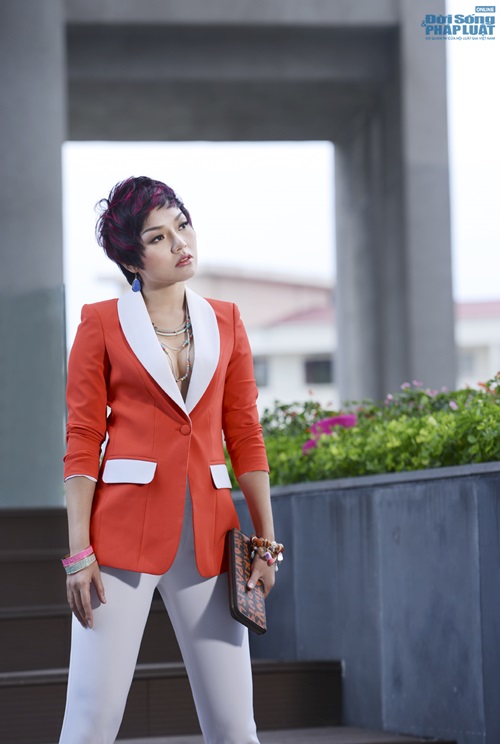 Thái Thuỳ Linh khoe thân hình gợi cảm đến bất ngờ