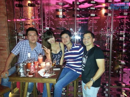 Mai Thỏ kết hôn với bạn trai vào ngày 22/5 Mai Thỏ kết hôn với bạn trai vào ngày 22/5