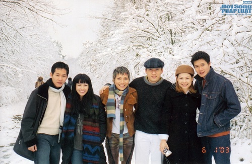 Lộ ảnh thuở 3 tuổi giống hệt con trai của Hồng Ngọc