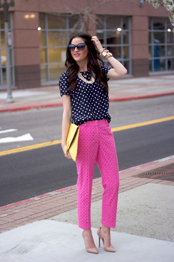 Hạ nhiệt ngày hè khi diện trang phục chất liệu Eyelet nữ tính
