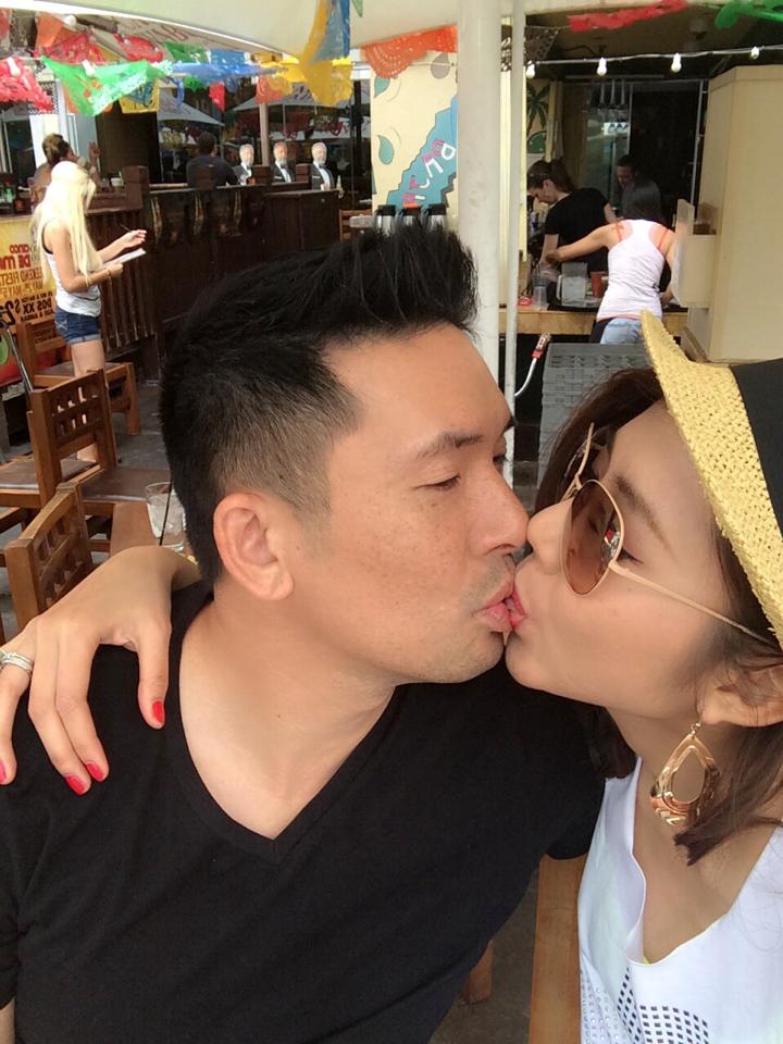 Facebook sao 24h: Facebook sao 24h: