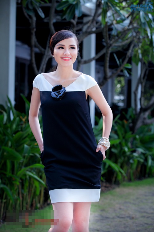 Ngoi sao: Hoa hau Diem Huong Ngoi sao: Hoa hau Diem Huong