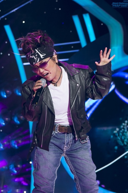 Gương mặt thân quen: Hoài Lâm ẵm 100 triệu nhờ giả Sơn Tùng M-TP Gương mặt thân quen: Hoài Lâm ẵm 100 triệu nhờ giả Sơn Tùng M-TP