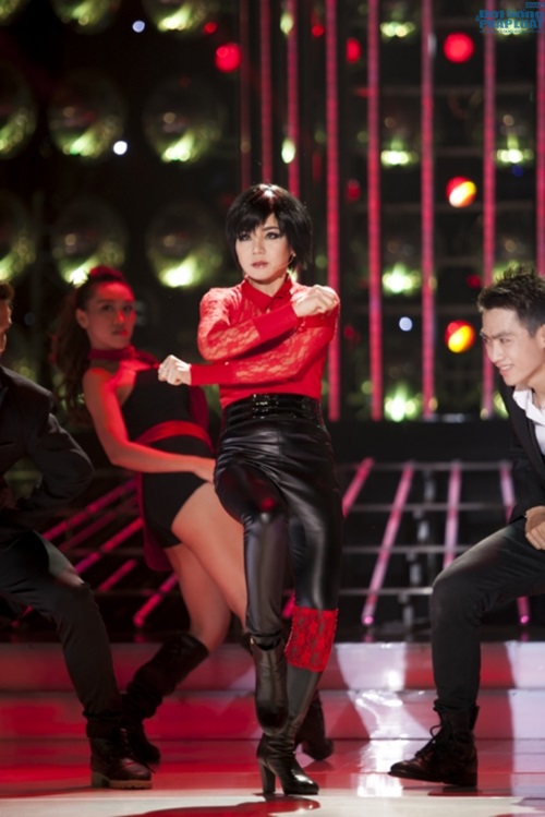 Gương mặt thân quen: Hoài Lâm ẵm 100 triệu nhờ giả Sơn Tùng M-TP Gương mặt thân quen: Hoài Lâm ẵm 100 triệu nhờ giả Sơn Tùng M-TP