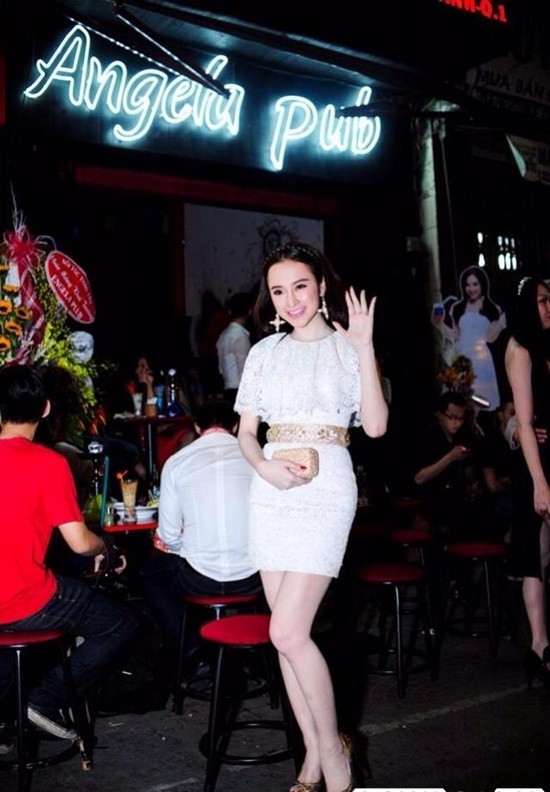 Angela Pub đâu phải là của một mình Phương Trinh Angela Pub đâu phải là của một mình Phương Trinh