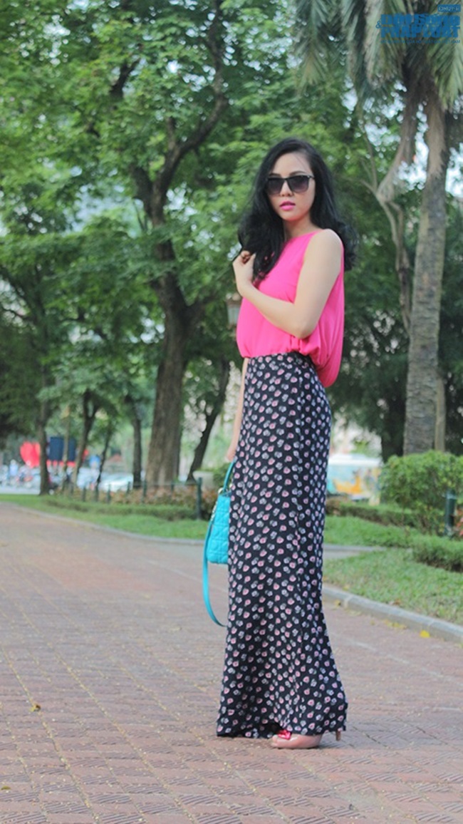 Style Sao Việt tuần qua: Trà Ngọc Hằng nổi bật với băng đô vàng