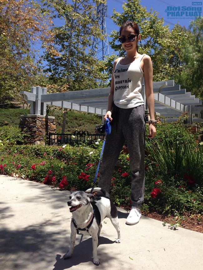 Style Sao Việt tuần qua: Trà Ngọc Hằng nổi bật với băng đô vàng