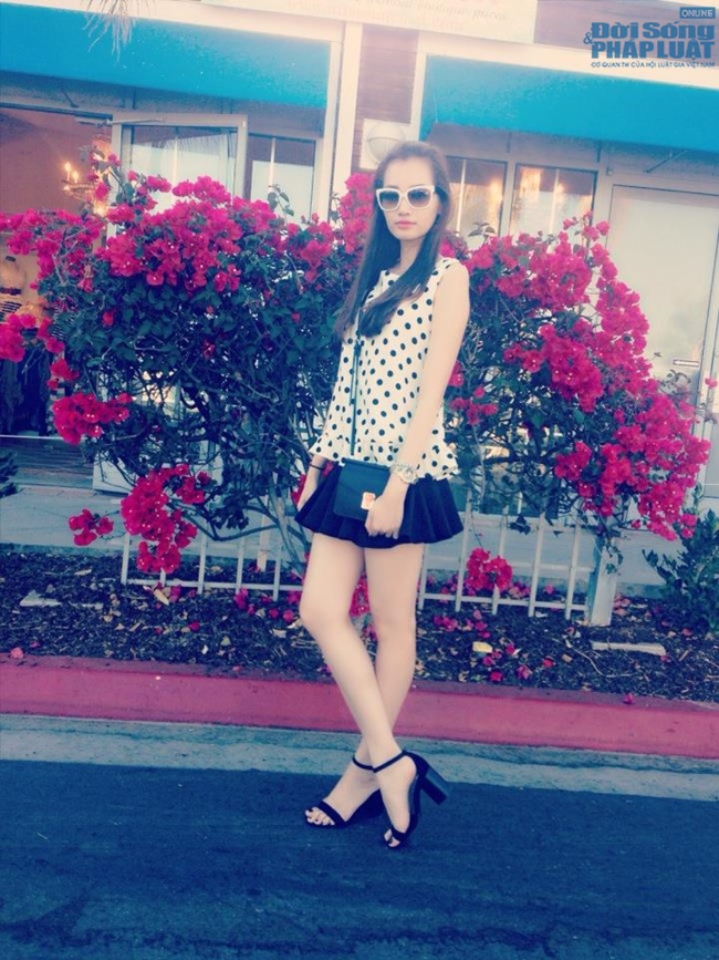 Style Sao Việt tuần qua: Trà Ngọc Hằng nổi bật với băng đô vàng