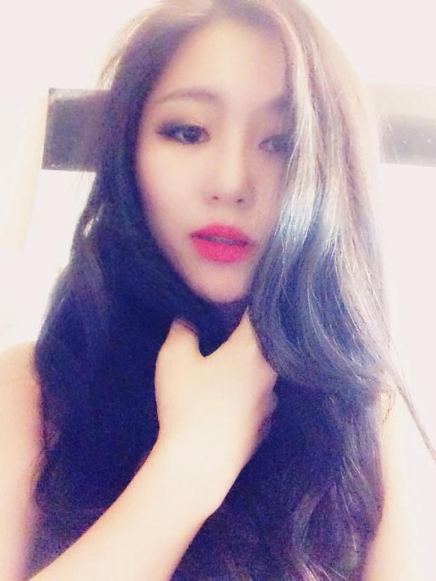 Pha Lê nhổ răng khểnh, vợ cũ Pha Lê nhổ răng khểnh, vợ cũ