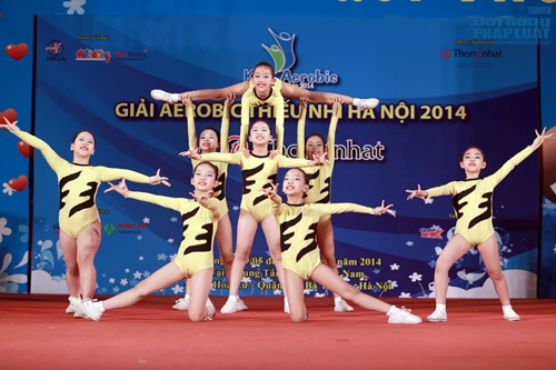 Trà Ngọc Hằng làm MC chung kêt Aerobic nhí Hà Nội