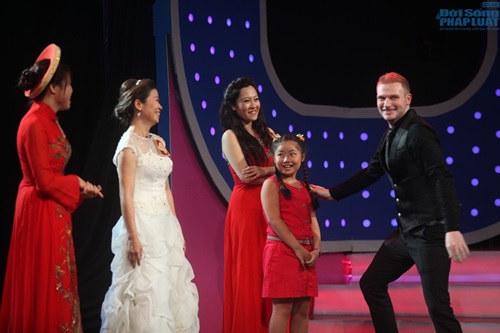 Người bí ẩn tập 10: Việt Hương mê mẩn trai đẹp Kyo York