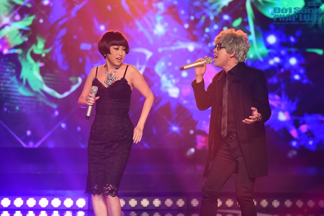 Hồ Ngọc Hà quá sung lộ dáng kém duyên “khó đỡ”