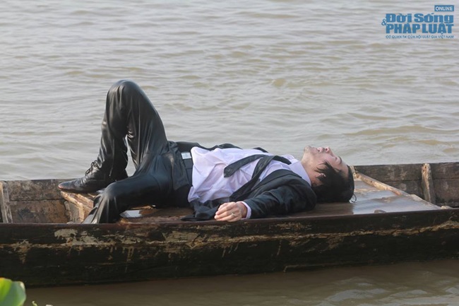 Trần Bảo Sơn được đạo diễn Hàm Trần khen ngợi diễn xuất