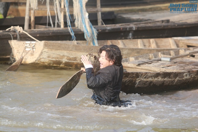 Trần Bảo Sơn gào thét thảm thiết tìm con gái trong “Đoạt hồn