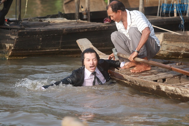 Trần Bảo Sơn gào thét thảm thiết tìm con gái trong “Đoạt hồn