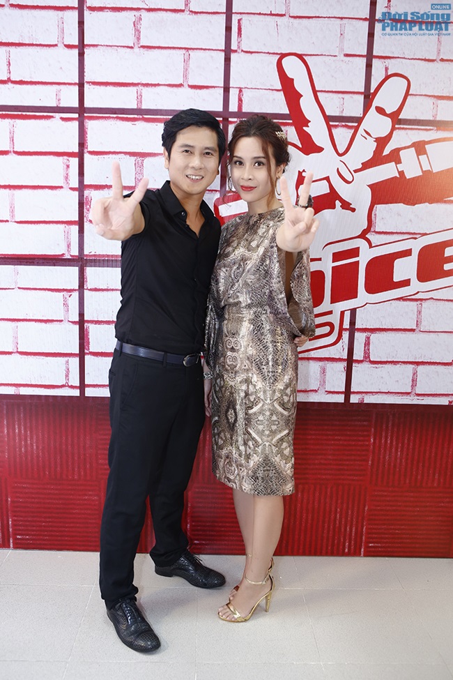 Lưu Hương Giang diện đầm trăm triệu đi chấm thi