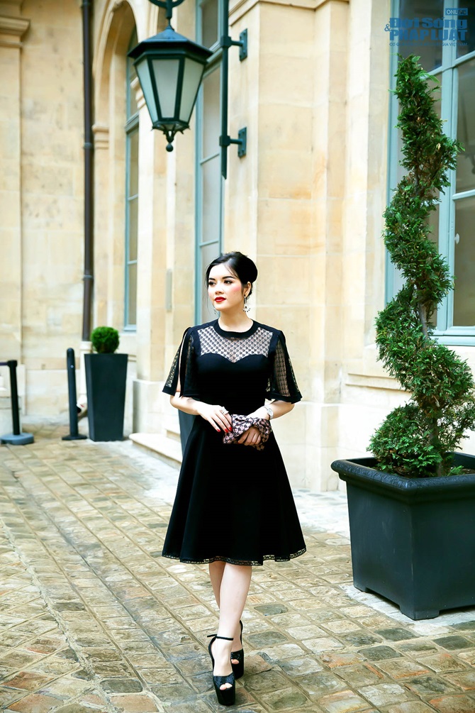 Lý Nhã Kỳ đẹp dịu dàng với gu thời trang tinh tế 