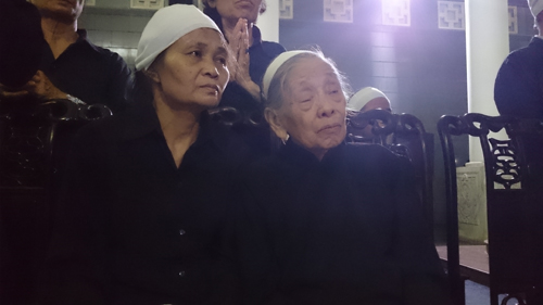 dam-tang-nha-van-to-hoai