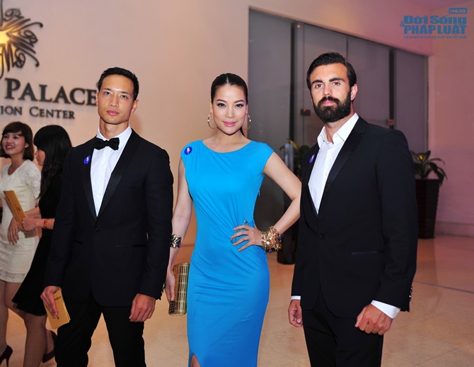 “Hương Ga” Trương Ngọc Ánh ưu ái “Hiệp sĩ mù” Ngọc Thanh Tâm