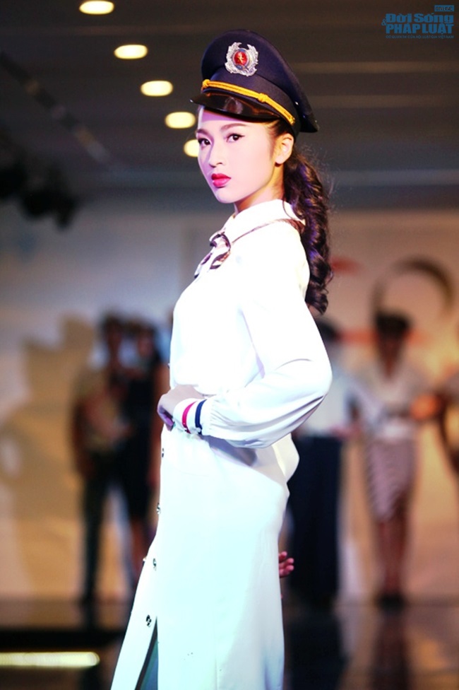 Á khôi Duyên Dáng Hà Thành lấn sân sang lĩnh vực người mẫu