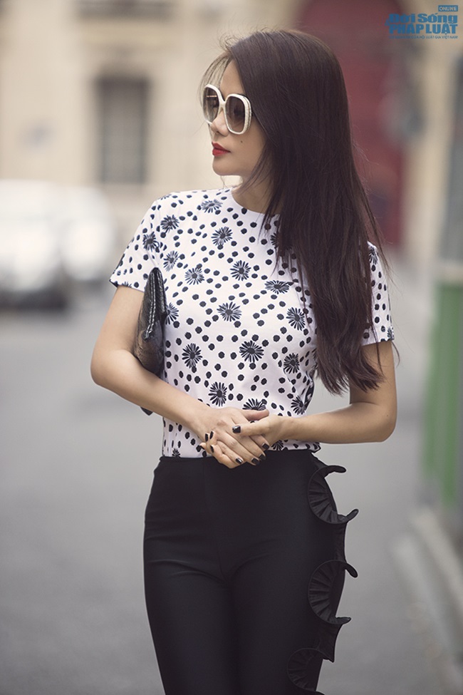 Dương Cẩm Lynh kín bưng, thanh lịch dự LHP tại Pháp