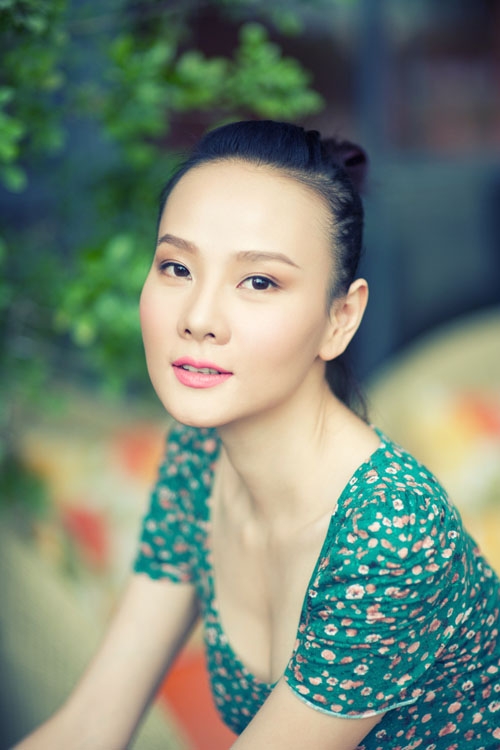 Siêu mẫu Dương Yến Ngọc biết trước có thảm họa MH17 rơi?