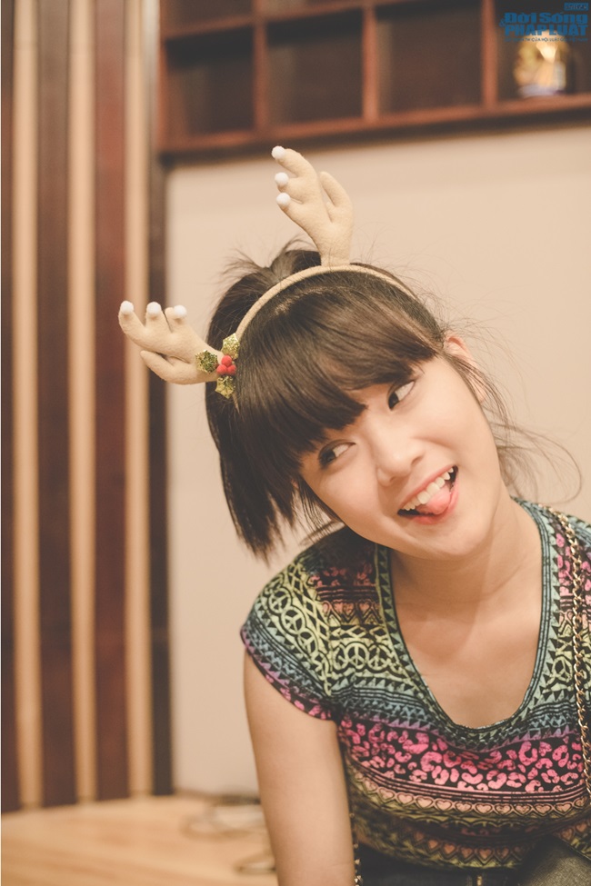 Hoàng Yến Chibi cực đáng yêu trong MV mới Hoàng Yến Chibi cực đáng yêu trong MV mới