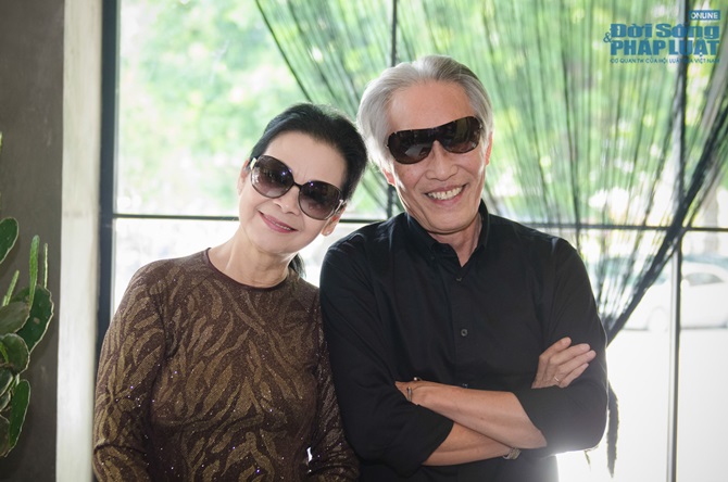 Khánh Ly: 40 năm chưa có ý định bỏ thuốc lá