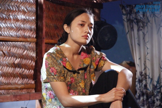 Tina Tình bị dì ghẻ ép làm gái mại dâm 