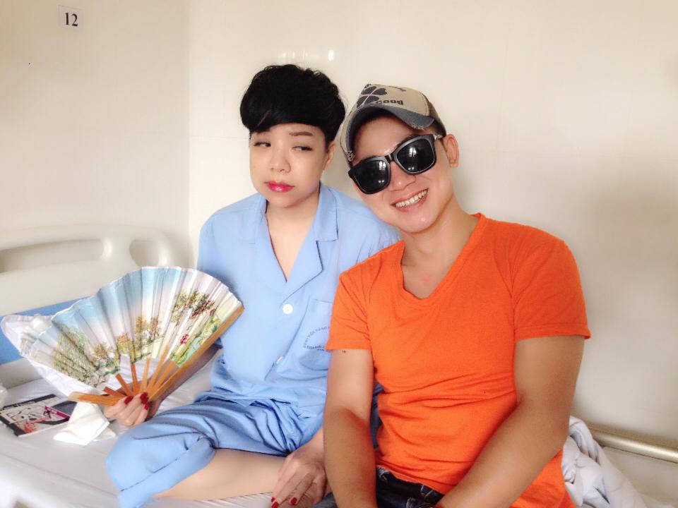 Minh Chuyên nhập viện nhổ 4 răng khôn vì mọc lệch