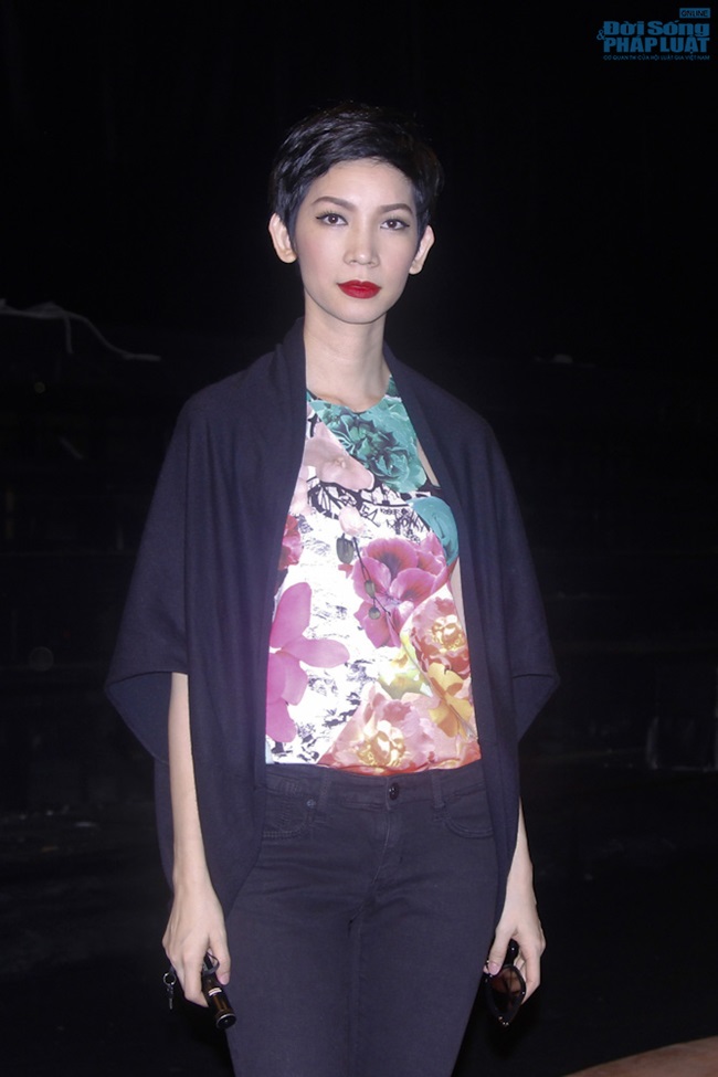 Xuân Lan hướng dẫn catwalk trước giờ G chung kết Project Runway