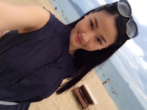 Maya lần đầu lộ diện sau tin bầu bí