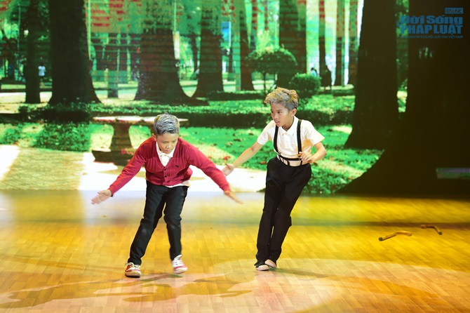Bước nhảy hoàn vũ nhí vòng đối đầu tập 2: Đầy màu sắc và hấp dẫn