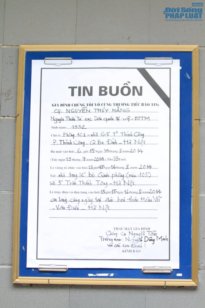 Chi Pu bỏ show diễn về dự đám tang bà ngoại