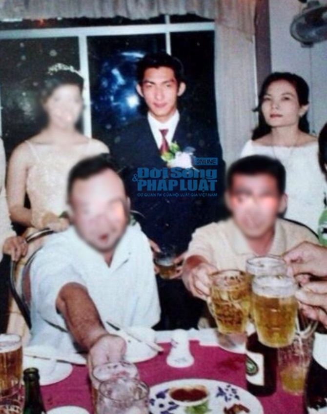 Lộ ảnh cưới và vợ con của Duy Bảo - người tình Phi Thanh Vân 