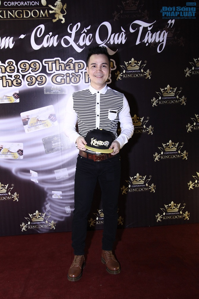 Người tình tháp tùng Phi Thanh Vân tới chúc mừng Bình Minh