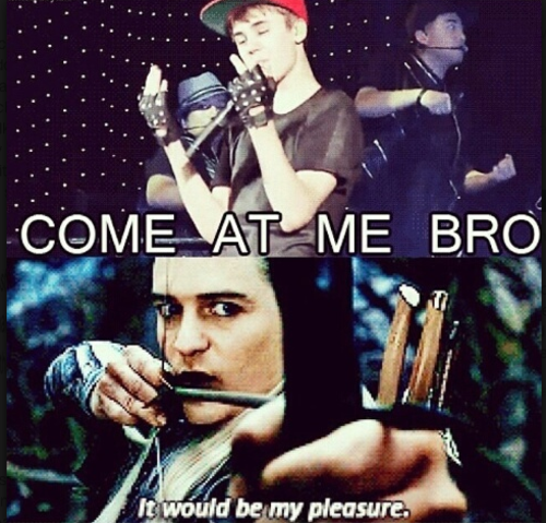 Loạt hình hài hước chế giễu Justin Bieber và Orlando Bloom